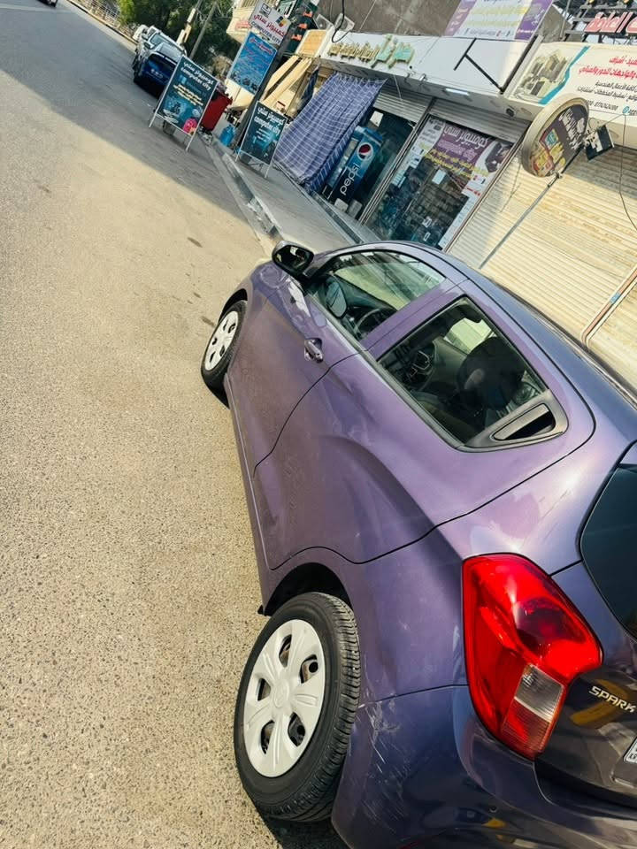 سيارة سبارك خليجي 2017
رقم اربيل( تريد وكالة تحويل راجع الك)
محرك 1400
لون بنفسجي
رقم جديد سنويه جديده تخلص 2031
السيارة تبريد ثلج محرك كير سليمة
زيت الكير مبدله
السياره ناقصها ربلات 2 بالحداده
والسونار من ضمن الصور موضح كلشي
سياره حلوه صغيره وخدمية 
السعر 75 ورقة وبيها مجال
***********
بصرة-جزائر
