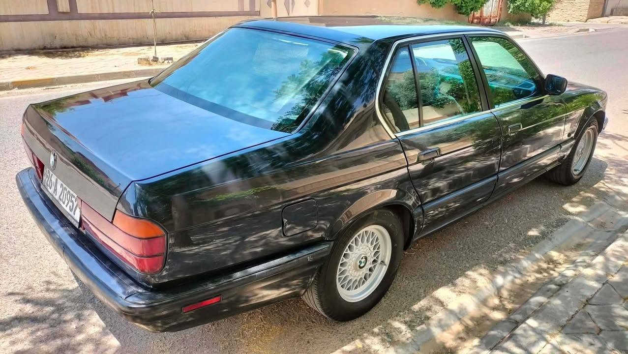 BMW موديل 91 حجم 735 للبيع سيارة بأسمي رقم صلاح الدين ألماني سنوية جديد تحويل بالشرط دفتر بنزين گير ومحرك بالشرط تبريد ثلج سيارة بدون ضرر وبدون نواقص مصبوغ عام للجمالية سعرها 70
***********
