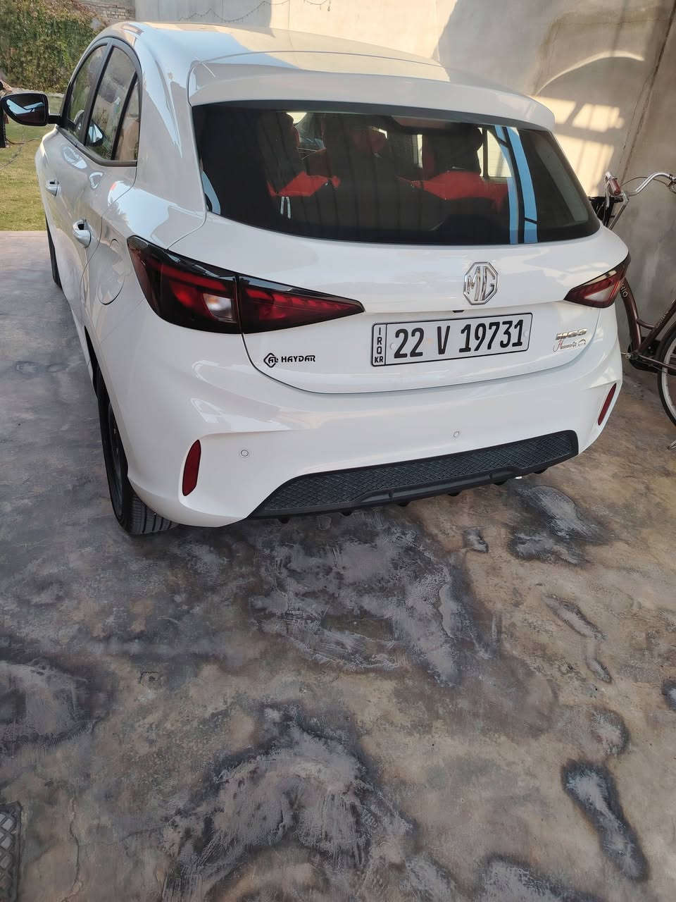mg للبيع موديل 2025سياره جديد كلش ضمان 3سنوات دفتر بانزين بي رقم تلفون ***********

