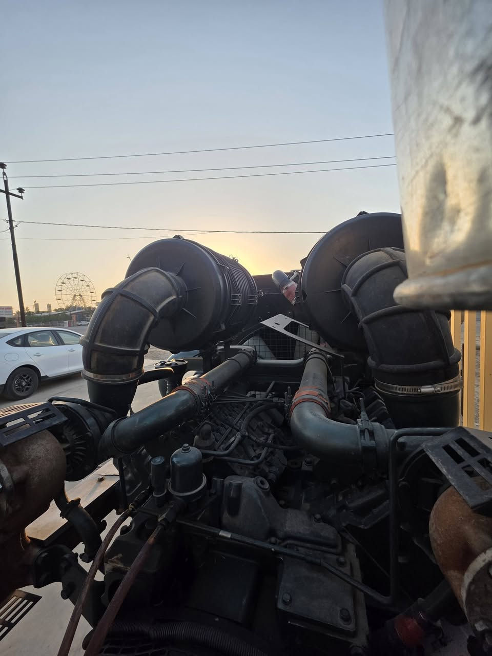 سلام عليكم مولد دوزان للبيع 400kva
سوبر عكس محسن مولد جاهز من كلشي لاتبخير ولاتنقيص 
مامشتغله بل العراق 
مدكه خارجيه 
راديتر نحاس يعني تنسى الحماوه 
السعر 150$ قفل مابي مجال 
العنوان اطراف بغداد جديد الشط مقابيل مطعم سامان السياحي
رقم الهاتف: ***********
بس شراي يتصل
