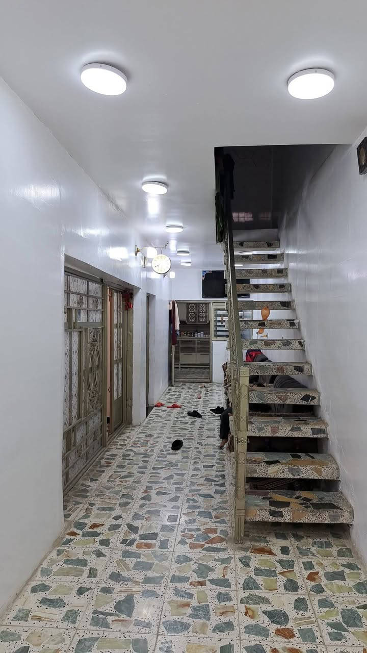 بيت البيع طابو اورفلي بل بدايه استداره الثانيه طابقين مساحه ١٧٥
واتساب ***********
