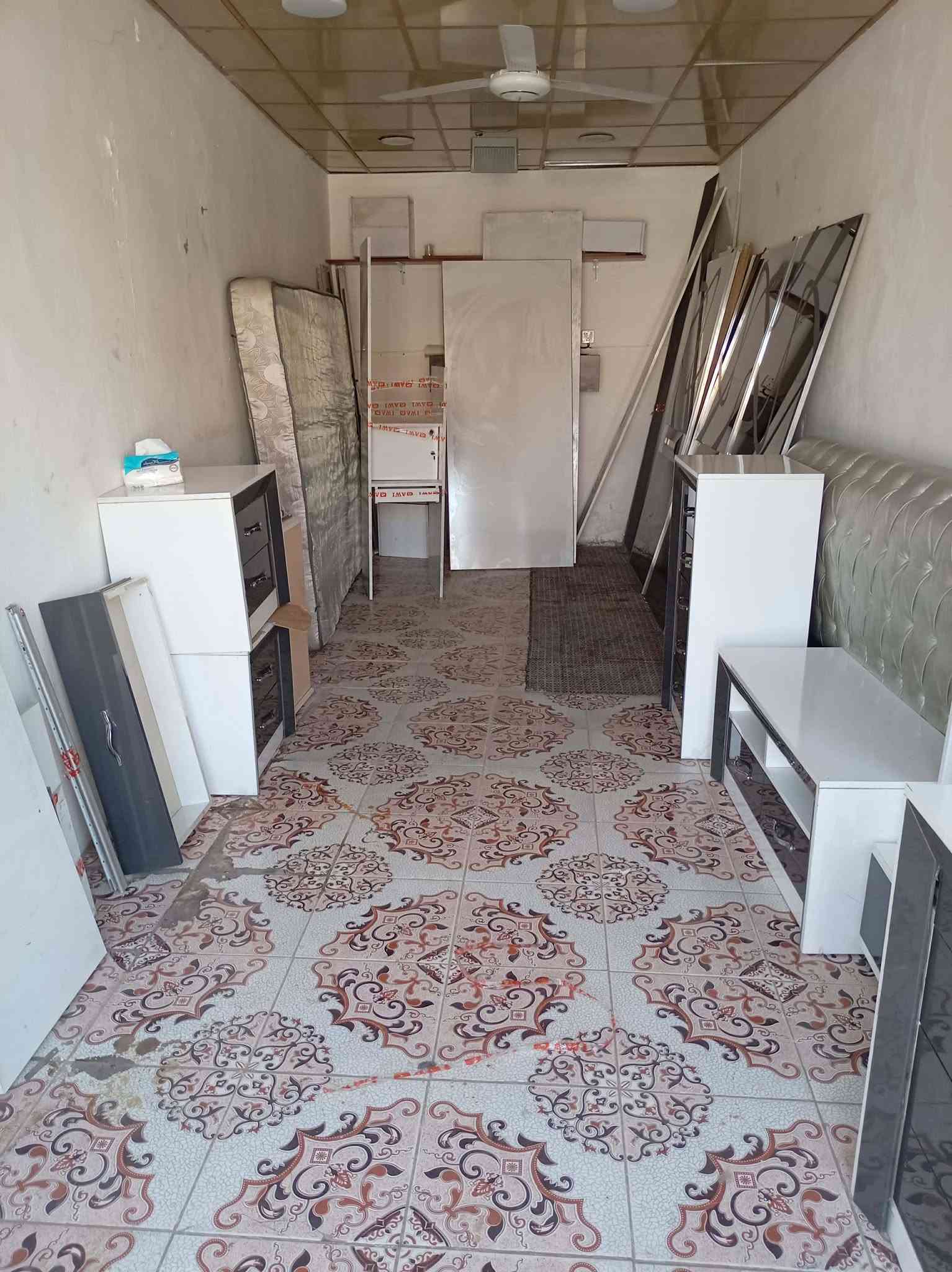 غرفة تركية مستعملة
***********
