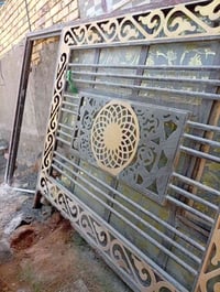 بيبان حديد • باب خشب • شباك