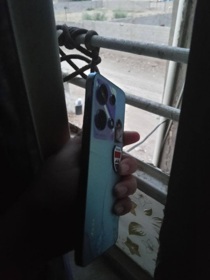 مبدل شاشة • بوفا 5 • ريلمي C75