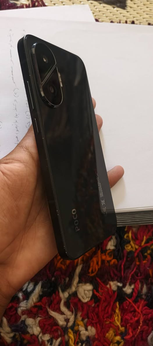 سلام عليكم جهاز poco f7 شوفت عينك هاي العلامات من الكفر مو ضربات لزكته مال شركة وياه مامبدله كامل لملحقات نجف أو كوفه متواجد وتساب فقط بخصوص سعر عينك ميزانك شوفه شكد يسوى 
***********
