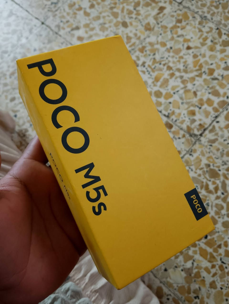 جهاز نضيف لبيع
نوعيته (POCO M5s)  مواصفات كلهن موجودات بكارتونه ومصورهن جهاز مال بيت لا كسر بي ولا فطر بشاشه مع كامل ملاحقاته كارتونه مع شاحنة  مكاني كوت شرقية سعره 100 وبي مجال رقمي ***********
