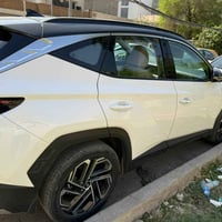 توسان ٢٠٢٥ للبيع توكلر بيه دعجه بطرف البنيد بسيطه  والباقي مكفول ماشيه...