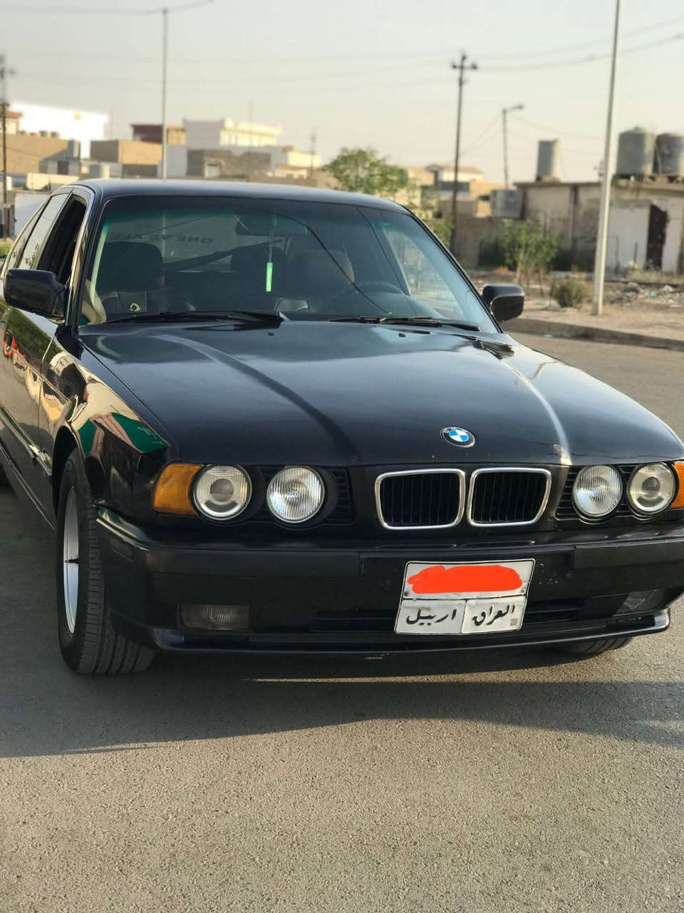 بیئێم 525 گێر عادی چوار جام کارەبا کوشن ھیتەر گێر و مەکینە سەقەر 2002سکلێتەر کارەبای چوار تایە و ویل تازە پشت و پێشی کەپسە بێ لێدراو سبوخ کراوە بۆ جوانی دەعامیەکانی پشت و پێشی کراوە بە ئێم دەفتەر بەنزین ھەیە سعر ٥٧ مجال
***********وتس اپ كركوك, العراق
