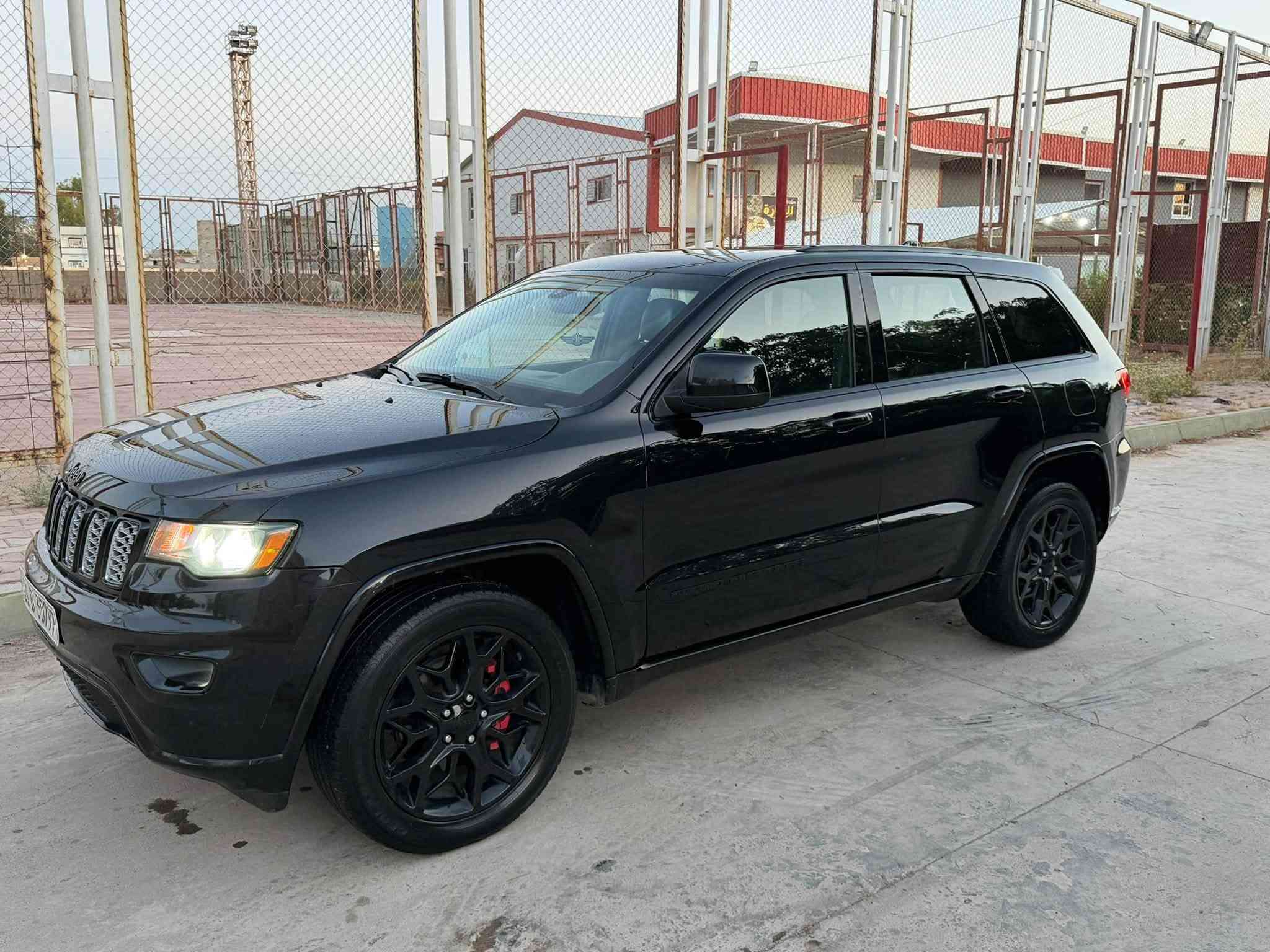 ✅السلام عليكم
✅جيب كراند لمتدد فوول مواصفات 2019

✅رقم سليماني   

✅المواصفات شاشه جبيره كراسي كهرباء + كراسي وستيرن هيترات

✅فتحت سقف 

✅تشغيل عند بعد 

✅5 بصمات 

✅صندوق شفط فتح وسد من البصمه ومن داخل السياره من جهتين 

✅توقيف ذاتي رادار حساسات خلفي امامي

✅4 مخارج UPS

✅كراسي جلد

✅تحكمات ستيرن 

✅دمام بالصندوق بلادي وبعد بيها هواي مواصفات
كير 8 نمر 

✅ويل 20 بلادي تخم تاير

✅لايت لد زنون بلادي 

✅وارد امريكي سيارة كلين تايتل بدون حادث بدون صبغ فقط 2 تعديل صغير 

✅ماشي64 حقيقي 

✅السعر 220وبيها مجال

✅تفاصيل اكثر اتصل موبايل ***********

✅تحويل مباشر

✅مكان سيارة كركوك

نص مكتوب في الصور:
- 1 من 9
- 3 من 9
- 4 من 9
- 5 من 9
- 6 من 9
- ٢:١٢
- 8 من 9
- ٢:١٢ 9 من 9