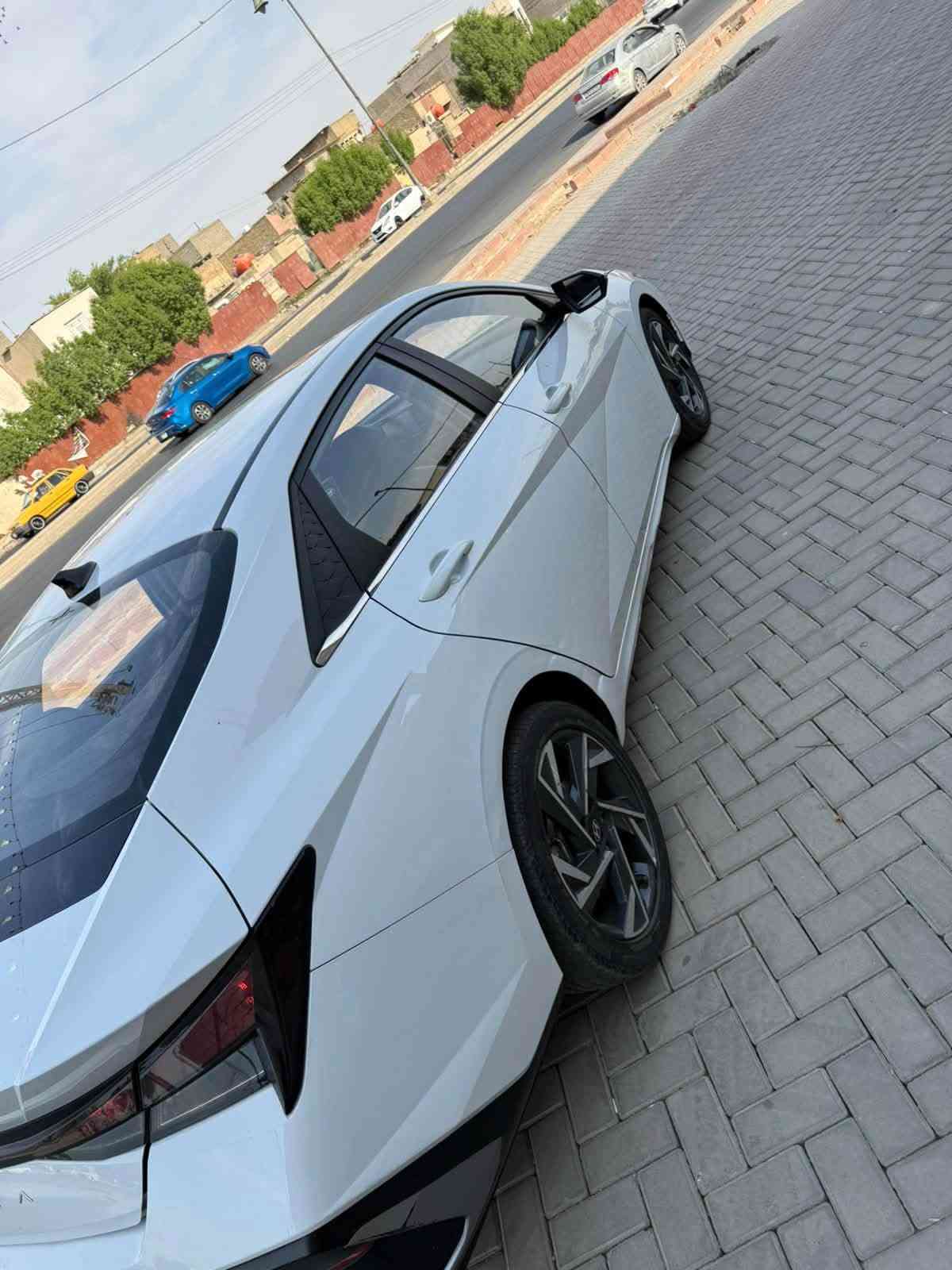 الانترا موديل ٢٤ • تجميع صيني • رقم اربيل