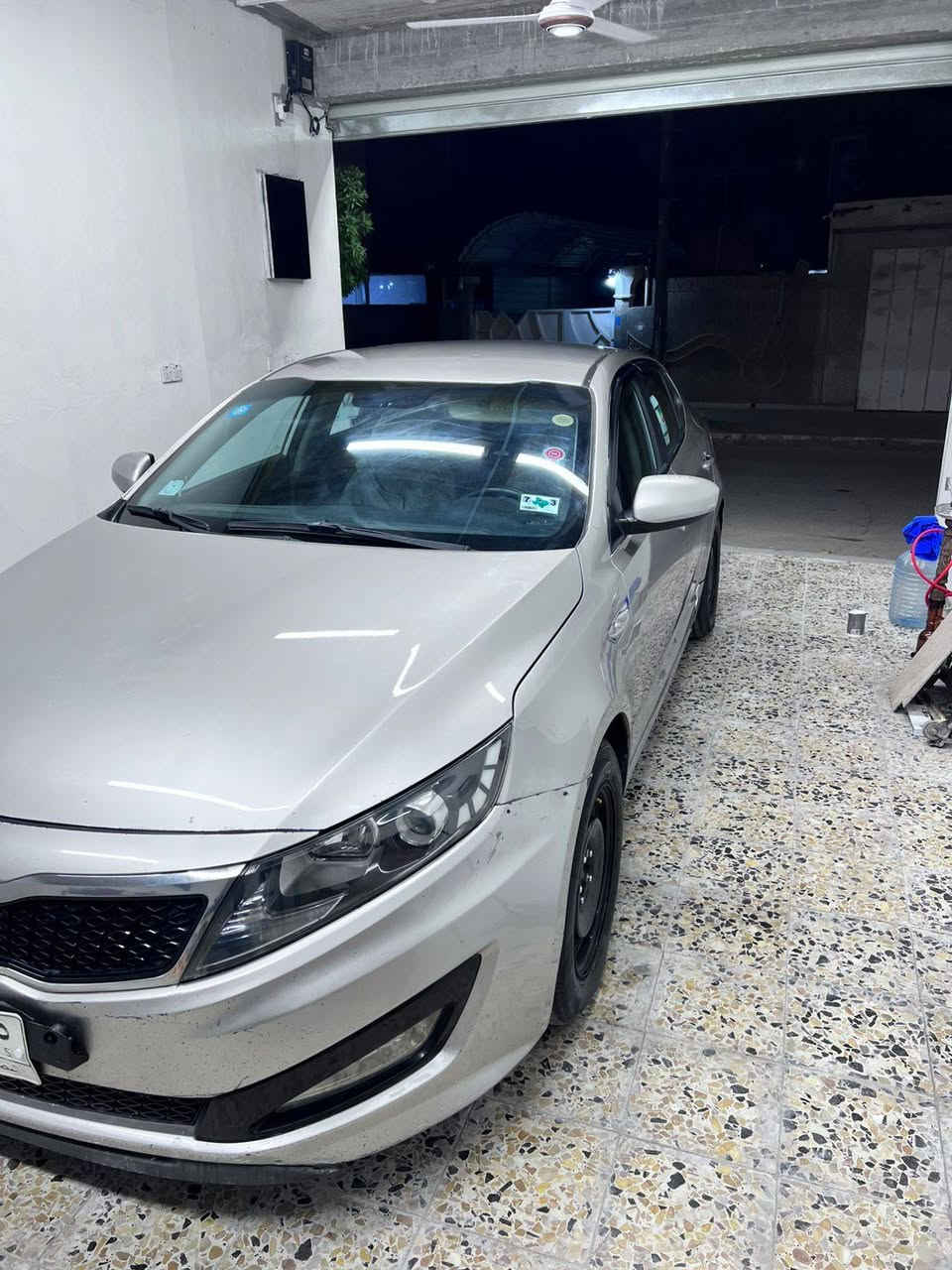 سلام عليكم كي فايف وارد كوري للبيع مكينه 2000 بيها تبديل جاملغ امامي فقط بدون دواخل ومعروف الوارد كوري ماينكفل من صبغ سياره نضيفه وجاهزه بدون خياس رقم بصره سنويه ل29 تحويل ثاني مكاني بصره ابو الخصيب 
سعرها 100 وبيها مجال 
*********** ابو الخصيب, البصرة

