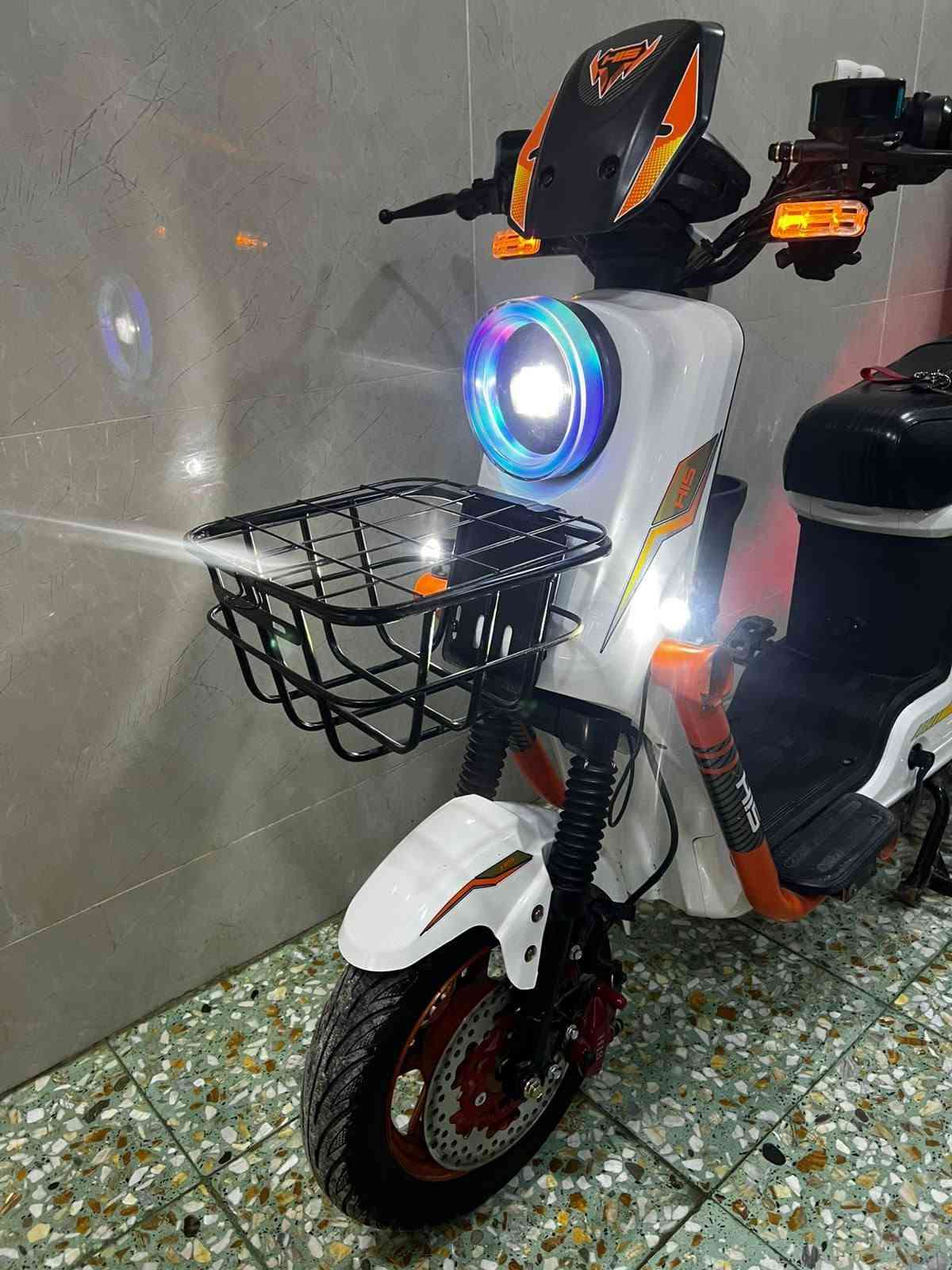 R9 برو • 5 بطاريات • 1500 واط