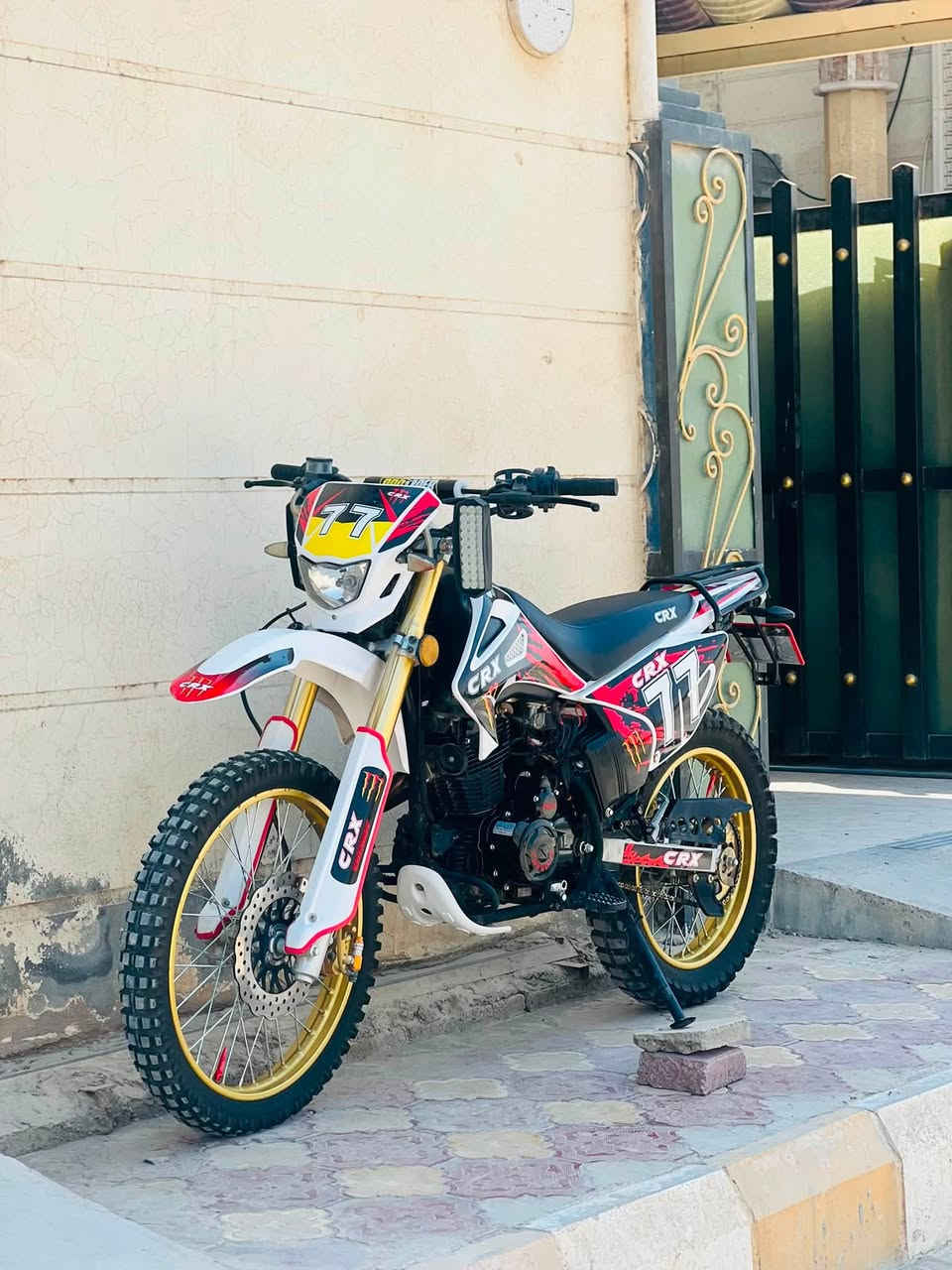 السلام عليكم 🫡

للبيع قفاز crx 🏍️

موديل 2025 

مكينة 250cc

أوراق سحب 📈

مكفول كفالة عامة تعال شوف بعينك 

مكاني ديالى الخالص 

سعر 1200 وبيه مجال للطيبين 

ما تعجبك الدراجة أو السعر خلي كلمه حلوه مثلك واعبر المنشور 

 أو اتصل وادلل ***********📞
