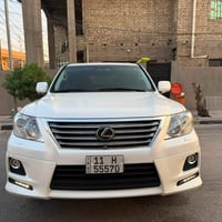 لكزس LX570 • ٢٠١١ • ٨ سلندر