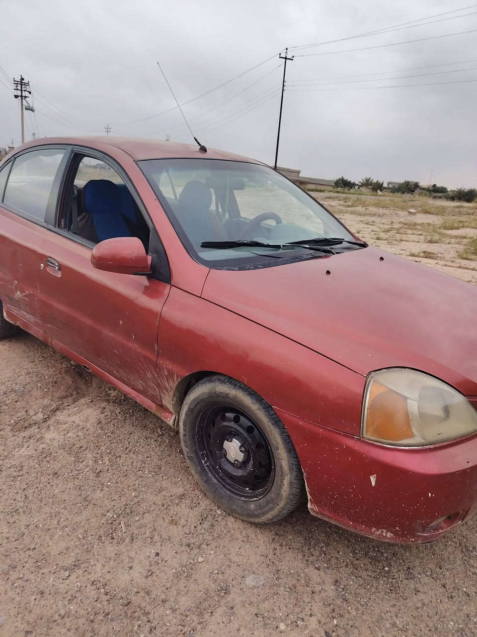 السلام عليكم سياره للبيع كيا ريو موديل2004 محرك شرط تايرات نص عمر تدفئه  سياره رقم بغداد صدامي گير اوتو السعر 45 وبيها مجال وترهم بل مده للأستفسار الاتصال على الرقم ***********
