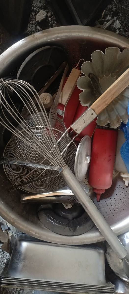 سلام عليكم كابسه صاج وكريل وهذن نواعم مواعين مقبلات وكوس ومال فلافل كدمك هنه وبعد وياهن بلانكات كبار 2 وصغير هم بعد بس ما مصورهن
عارضهن كلهن ب400 قفلهن مكاني بغداد  بسمايه ***********
سلام عليكم كابسه صاج وكريل وهذن نواعم مواعين مقبلات وكوس ومال فلافل كدمك هنه وبعد وياهن بلانكات كبار 2 وصغير هم بعد بس ما مصورهن
