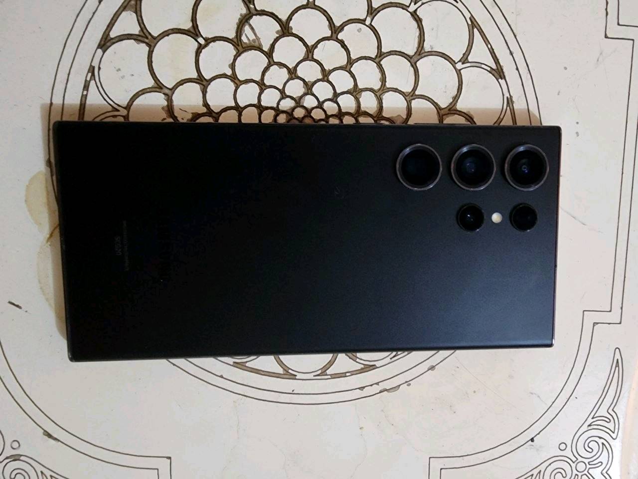 جهاز s23الترهذاكره512ما داخل اي صيانه نضيف نضافه90/100لونه اسود عنواني بغداد لسعر 750وبي مجال لشراي يتصل عله هاذه لرقم ***********