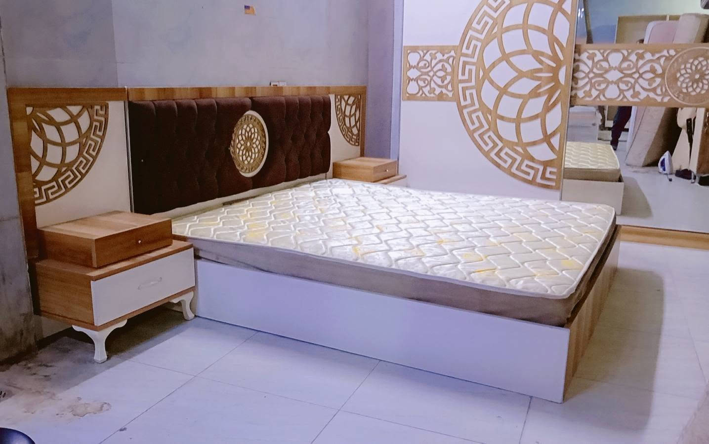 تاقم نوستن
6پارچە
دۆشەکی ئەسڵی 
نرخی 240 هه زار
***********
***********
سلێمانی السليمانية, العراق

