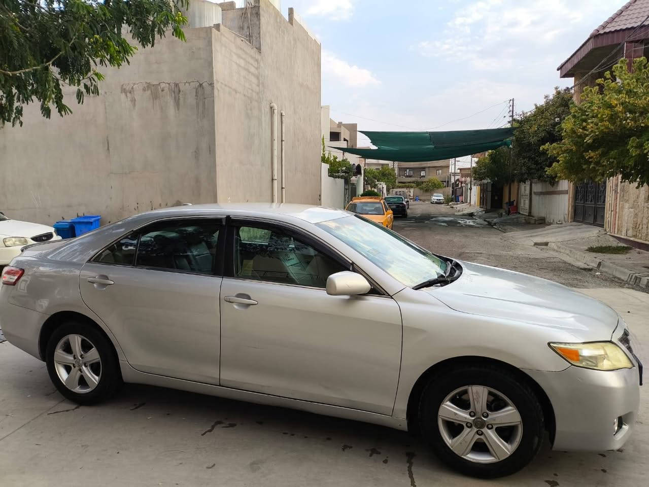 كامري 2010 امريكي محرك 2500 داخله كلين سنوية هزه جديد شرط التحويل كير محرك بدون عيب صدر جديد تبريد ثلج 
طخه بخشم البنيد او صبغت البنيد اوكارت اباب السكن بدون دواخل بدون ايرباك بدون شخوط او جراد
السعر 105 بي مجال بسيط
***********
عنوان كركوك كركوك, العراق
