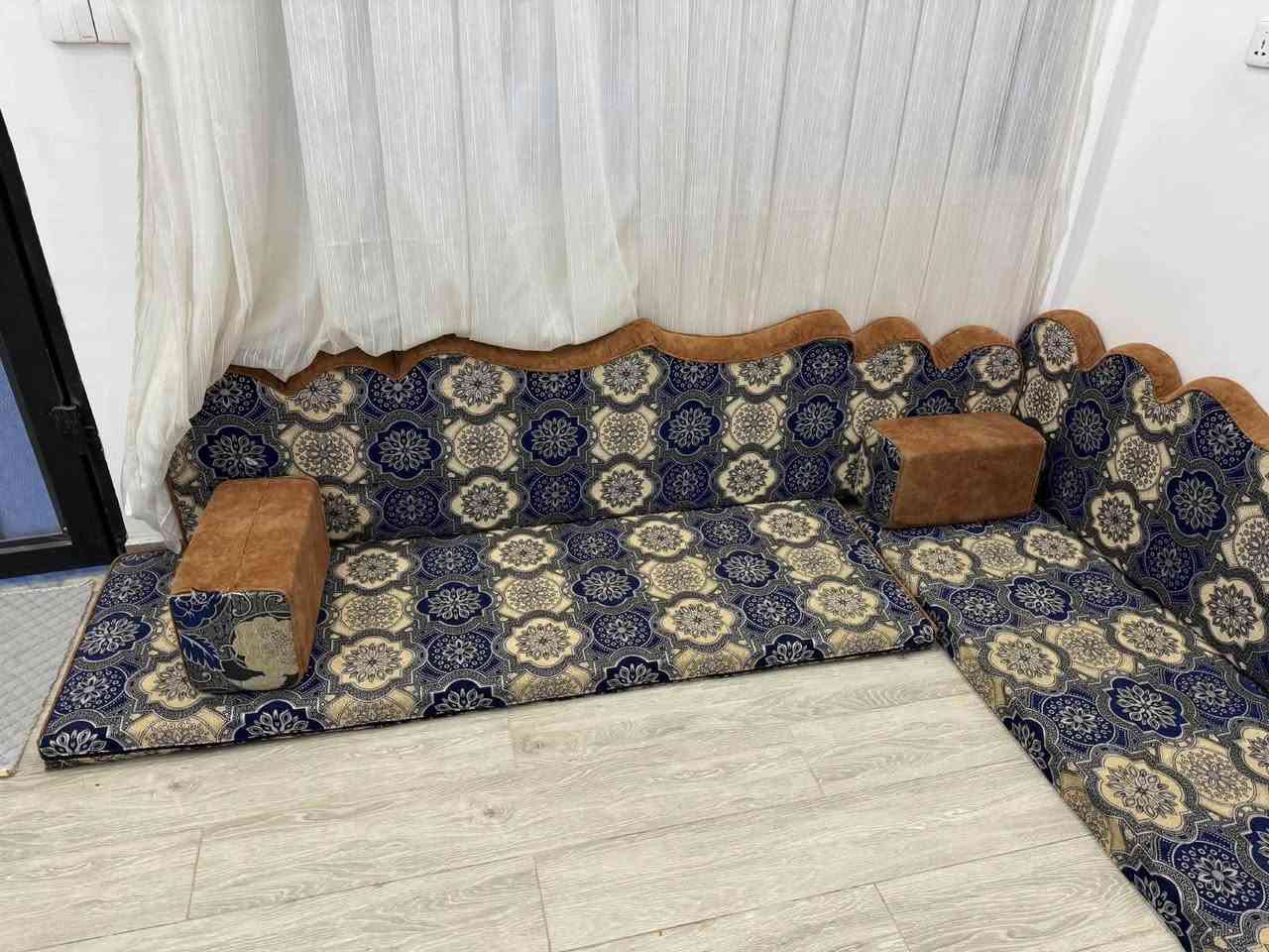جلسه عربيه • ١٤م • تكيات