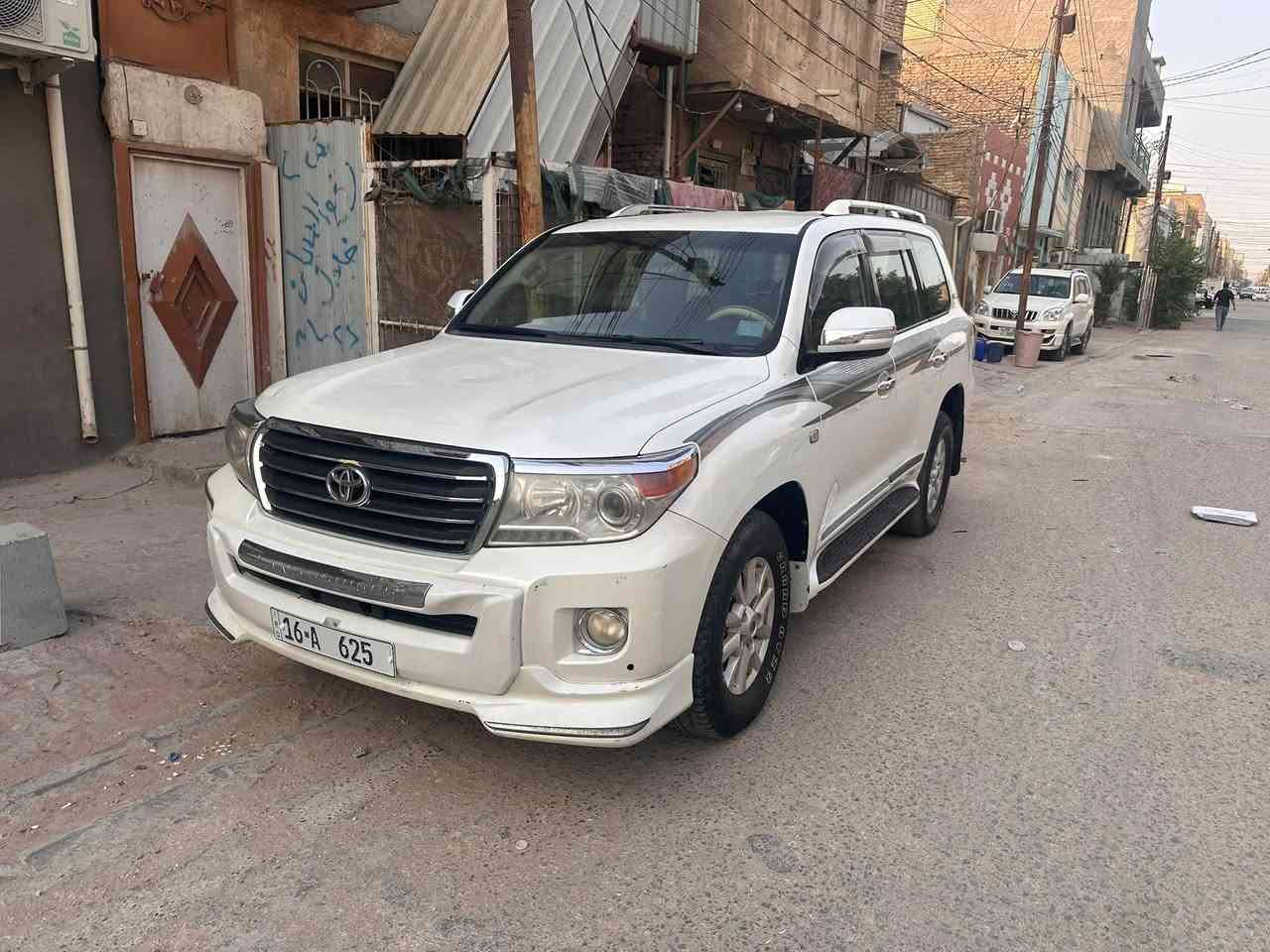 لاندكروز جكسار • ٢٠١٥ • ٦ سلندر