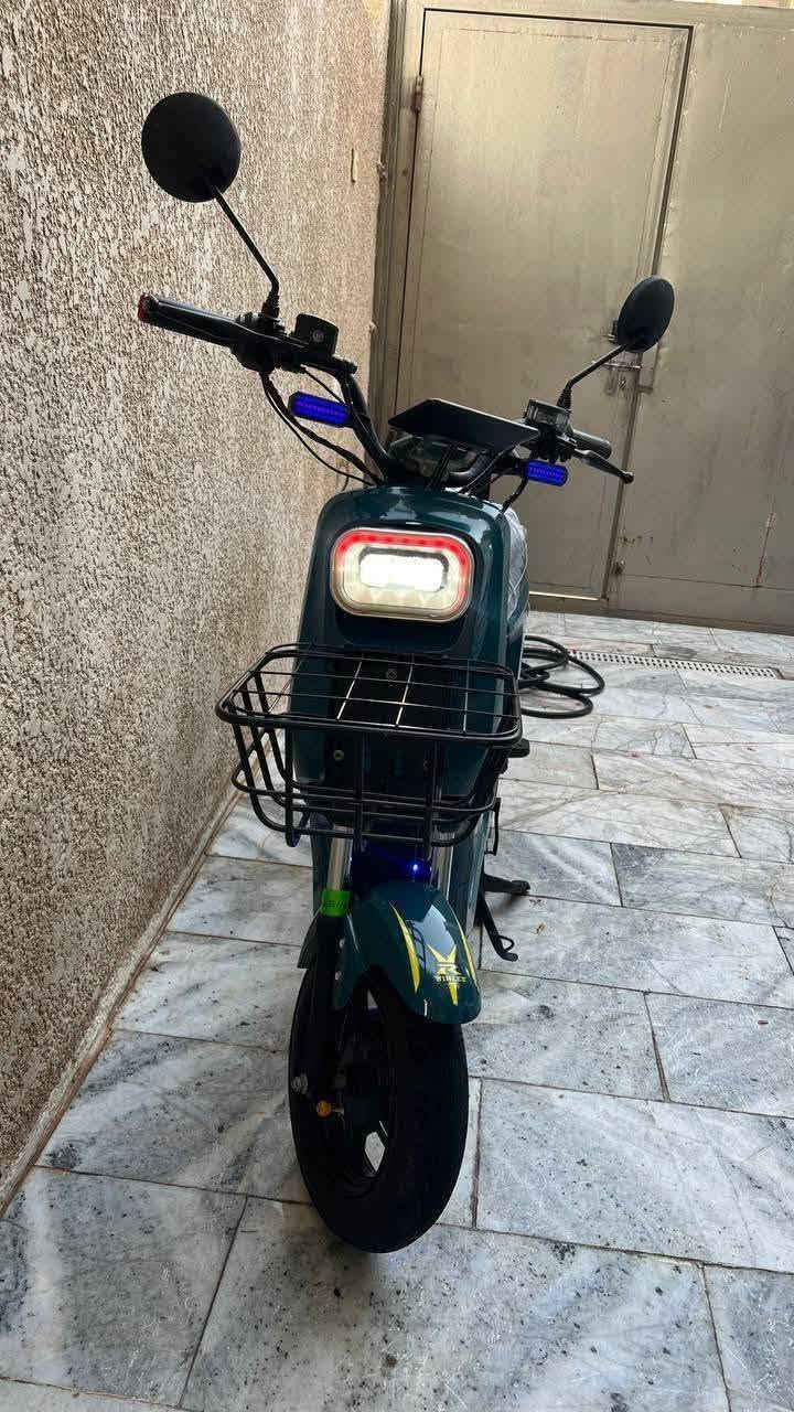 سلام عليكم دراجهR8دراجه اخت جديده كلش نضيفه دراجه ويلي كله ملف1500w بطاريات5كبار  قفل استيرن بيه شاشه تضهر الاعطال نظام 4سرع سويج بيك نظام الR بيه مثبت سرعه وبيه نظام الP دراجه كلش نضيفه اي عطل مابيه غراضه كامله ومابيه نقص سرعته70حقيقي شاحنه الويلي الاصليه سعره45 مكاني كربلاء طويريج سعر365وبيه مجال بسيط🤩💁 للاستفسار ***********
