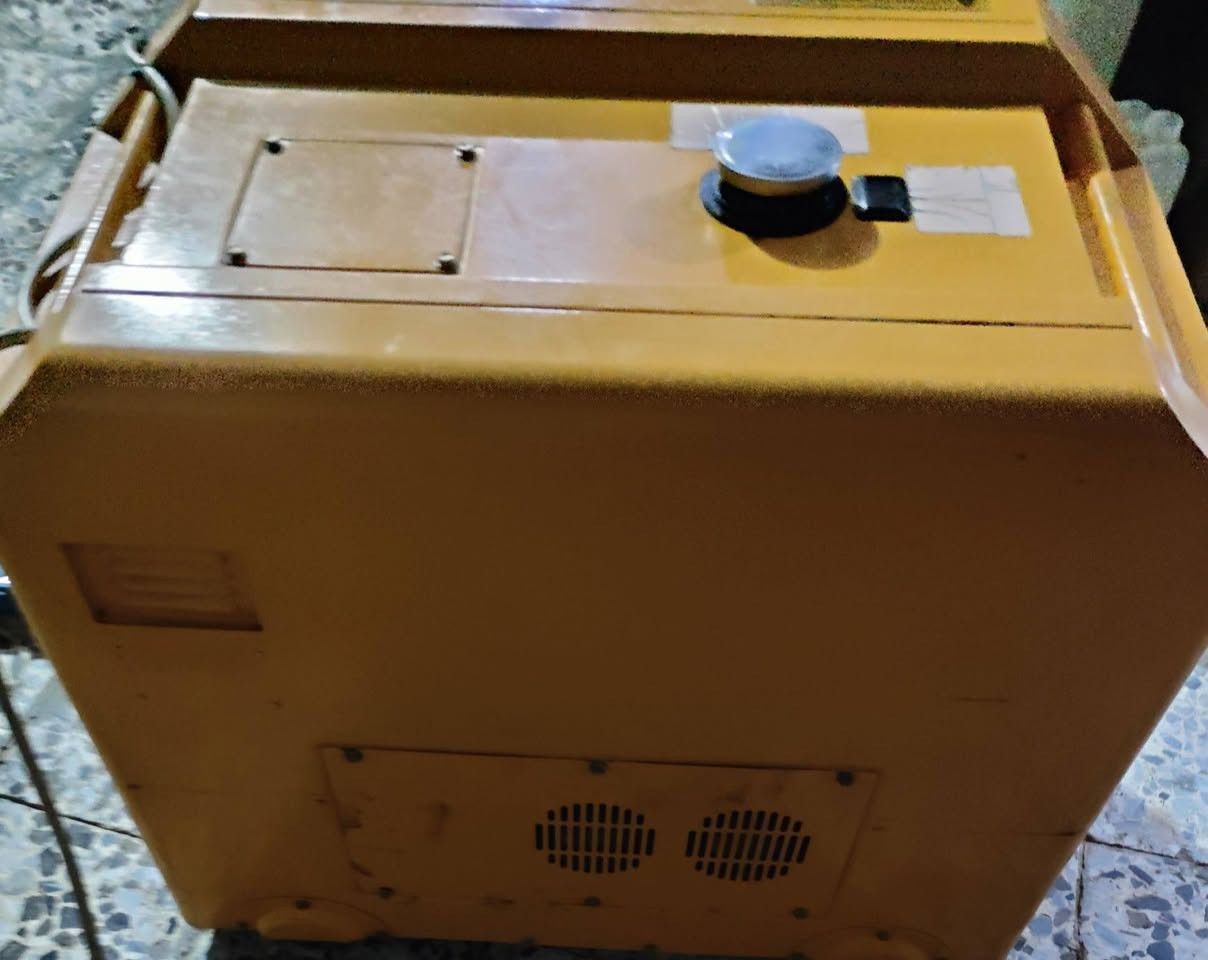 مولد كاما كاتم 5kv جديدة استخدام موسم واحد شرط الشغل والتوليد
العنوان كربلاء قضاء الحسينية 
موبايل *********** 
السعر ٧٥٠
