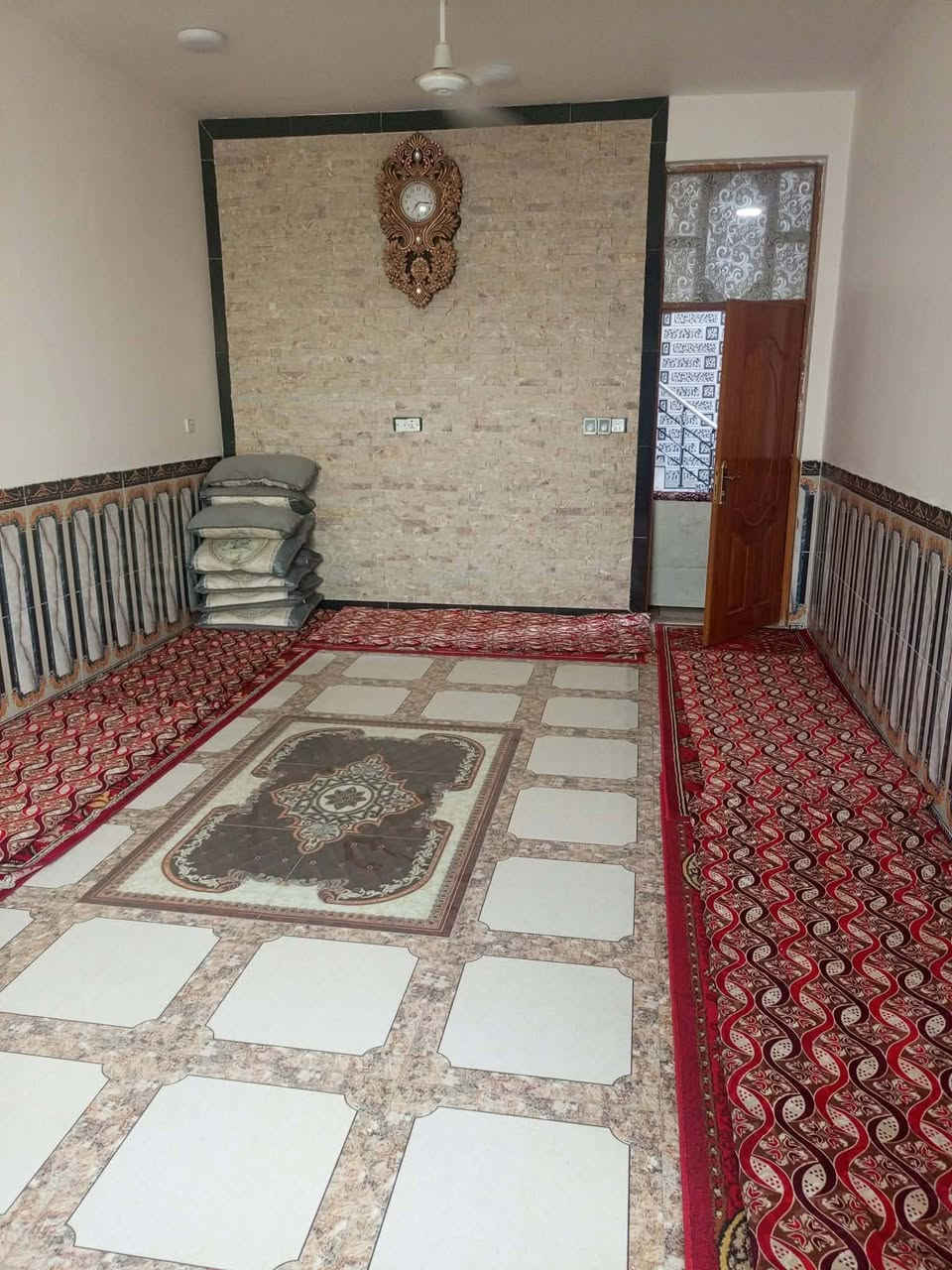دار للبيع ٢٠٠ متر واجه ١٠ ونزال ٢٠ زراعي سند ٢٥ نادر الثانيه كراغول السعر ١٣٥ مليون وبي مجال الاتصال بالرقم  ***********
