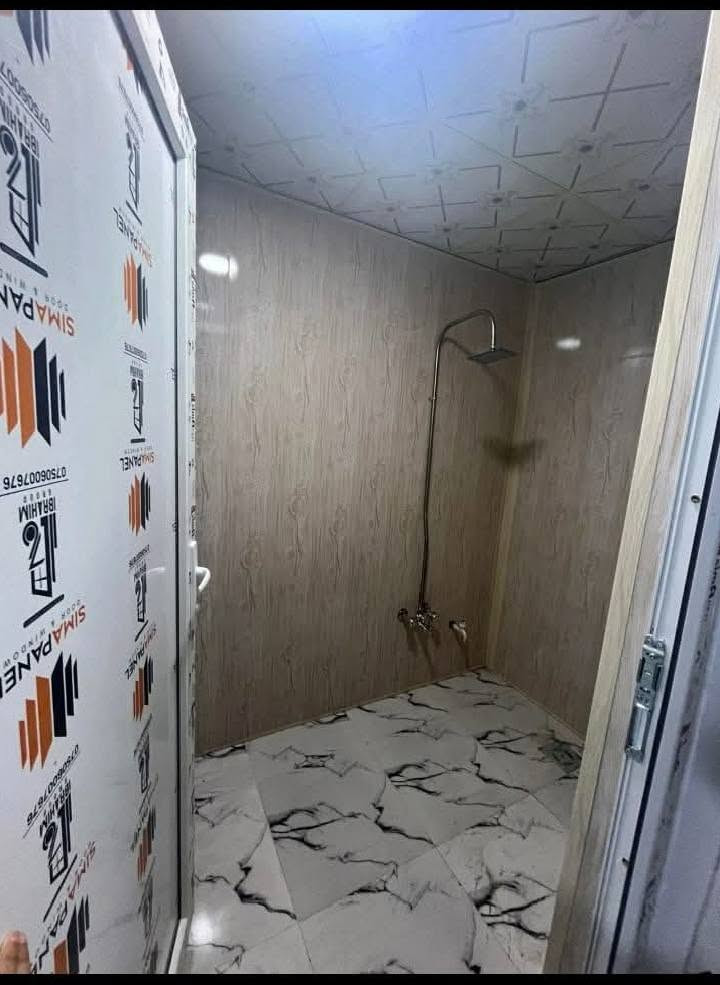 ( دار للبـــــــيع زراعـــــــــي )
مقدم معاملة تمليك .. مضمون ....
 
المساحة ..100 متر.. واجه فلين 
  
كاشي فول منطقة كامل خدمات هادى جدا 
العنوان حي الواسطي خلف المعوقين وخلف جامع الحق وقرب مرطبات السيد يحتوي على 
طابق الاول 
 كراج 
 وغرفة استقبال 
 ومطبخ داخلي 
 وغرفة نوم 
 ومجموعة صحيات 
 طابق ثاني 
 غرفة نوم كبيره 
 وبيتونه 
 ومجموعة صحيات 
 
ملاحظة .. رجاء ماابيع قسط .. 

 السعر علخاص أو الاتصال بالرقم..***********... صاحب الدار..
