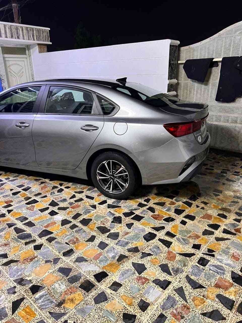 السلام عليكم كيا فورتي موديل 2024تبديل بنيد ومصبوغ مكاني بغداد بلديات الاتصال برقم***********

