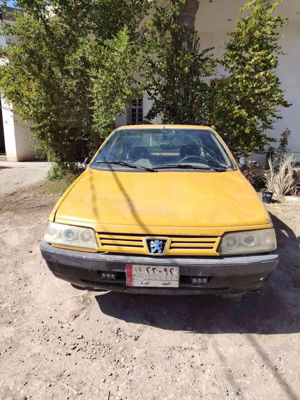 سياره بيجو للبيع موديل 2002اصوليه كهربائياتها عاطله 
سعرها مليون و٢٠٠وبيها مجال 
***********
