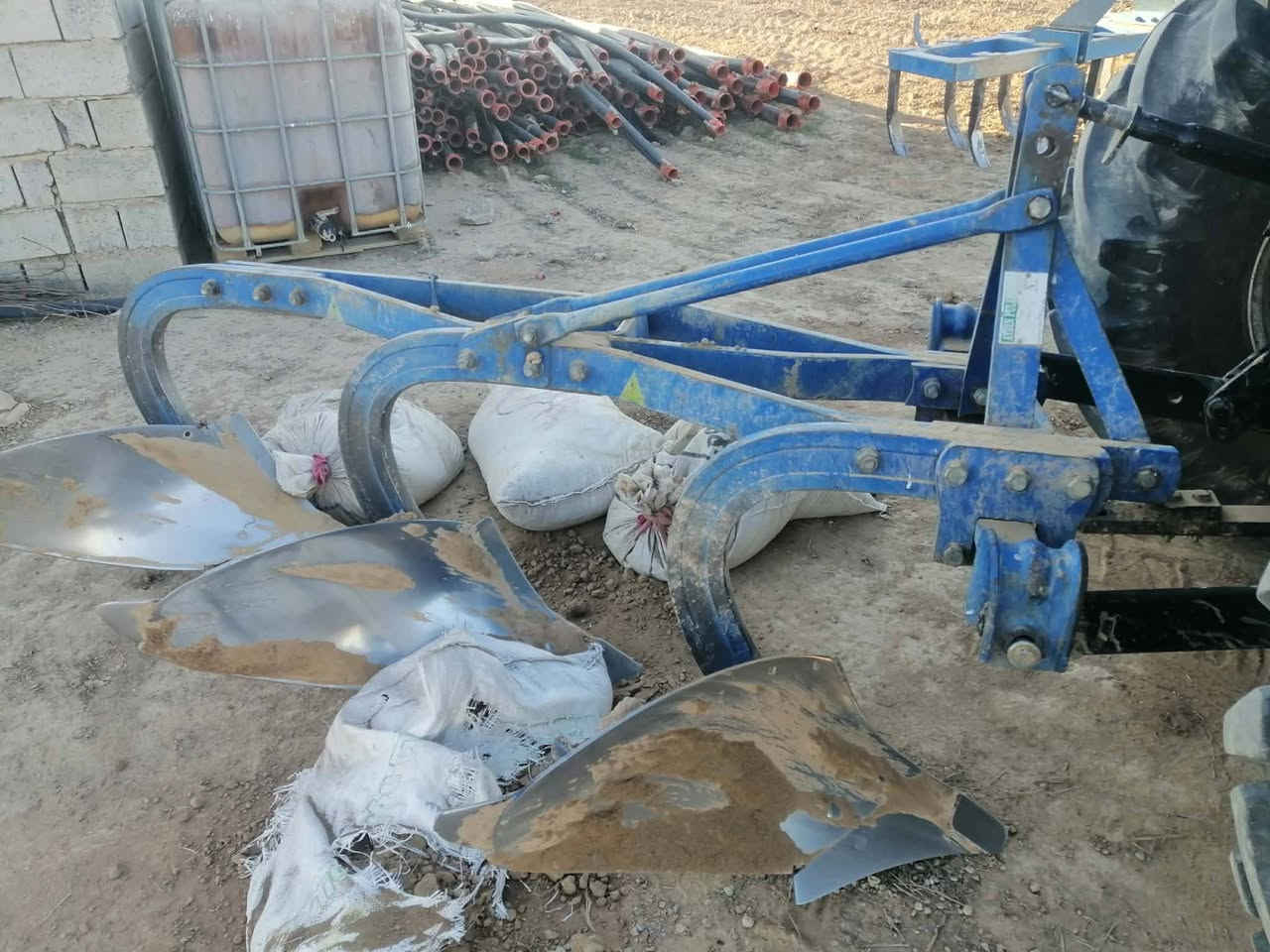 سلام عليكم مكلف بل نشر فدان ايدن ١٤حجم ١٠وراق وبي مجال اتصل ‏‪***********‬‏
