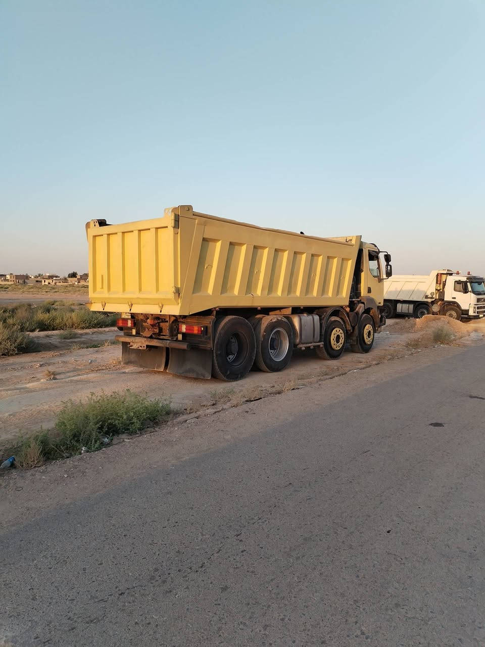 االسلام عليكم من رخصة الادمن رينو ٢٠٠٥ مكفولةكفالة عامة تخم تاير مجموعة جيف ٥٥ سيارة بلادية بدي بلادي***********
