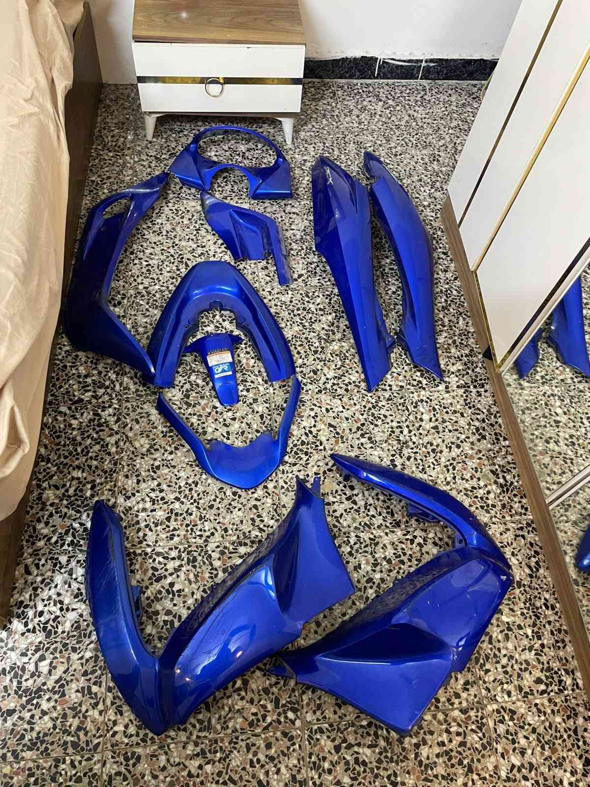 كفرات بيسي اكس جيل اول اصليات يابانيات كفالة نضافه ٩٠ بلميه نقص بس تريشه يم الستاند مكسورة نص بس فقط سعر ٢٠٠ وبيهن مجال عنواني بغداد جديدة ***********
