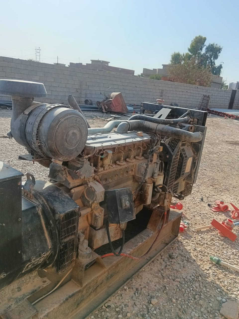 موليد كهرباء للبيع محرك دوتز أيطالي توليد دينمه 250 كيفي عنوان كركوك داقوق سعرها على خاص ***********
