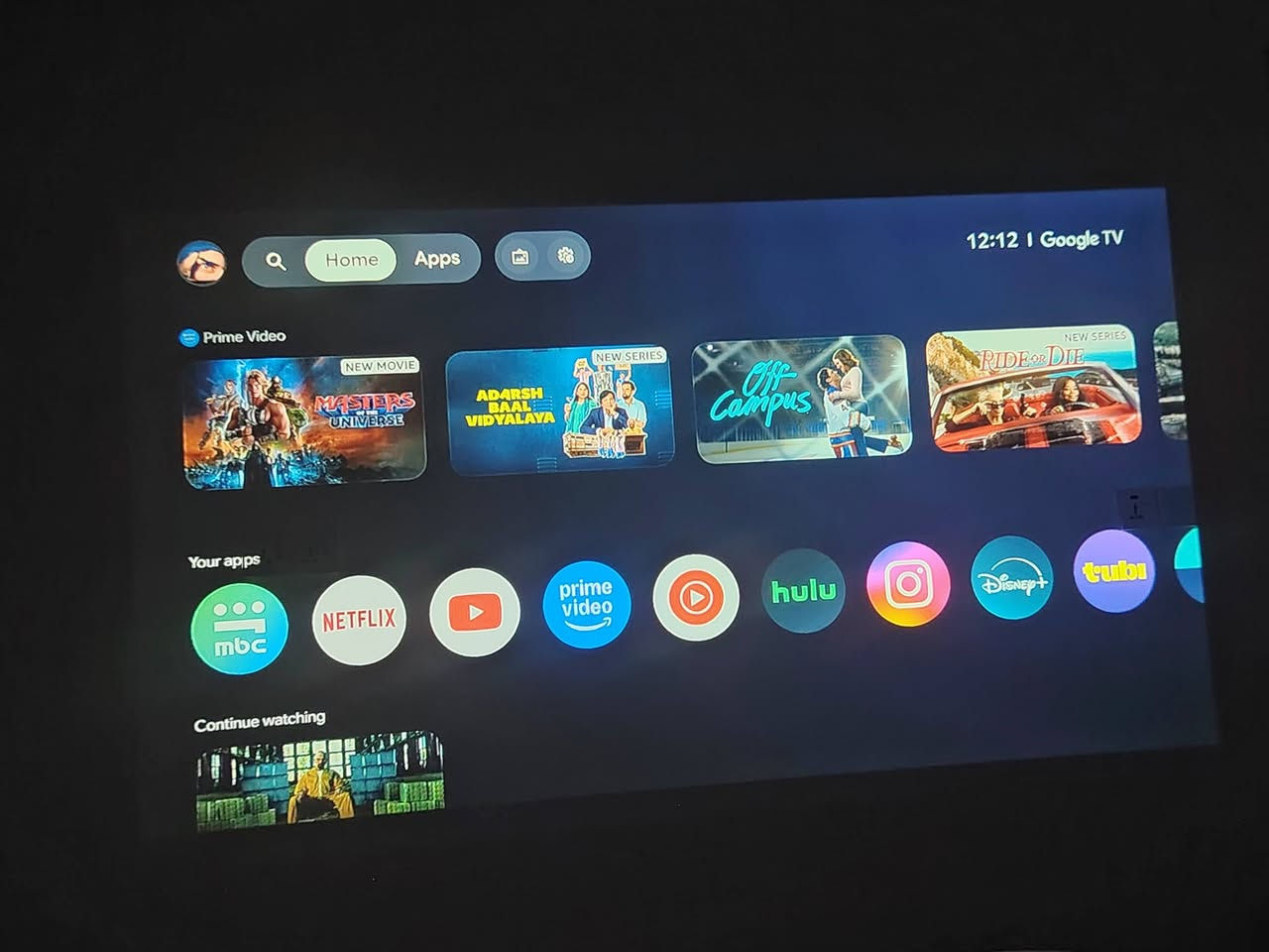 السلام عليكم
🎥 للبيع أجهزة Yaber K3 – جديدة (Open Box)

✅ القطع جديدة، فقط Open Box (تم فتح الكراتين للتأكد من المحتويات فقط، بدون استخدام).

المواصفات:

• دقة حقيقية Full HD 1080P

• سطوع 1600 ANSI Lumens

• نظام Google TV مدمج

• يدعم Netflix، YouTube، Disney+ مباشرة

• سماعات JBL 30W مع Dolby Audio

• Auto Focus (تركيز تلقائي)

• Auto Keystone (تصحيح تلقائي للصورة)

• Auto Screen Alignment (محاذاة الشاشة تلقائيًا)

• Obstacle Avoidance (تجنب العوائق تلقائيًا)

• Wi-Fi 6 و Bluetooth 5.0

• شاشة عرض حتى 200 بوصة

• منافذ HDMI ×2 – USB – LAN – Audio 3.5mm

💰 السعر: (450 الف)

📩 للتواصل والاستفسار أو الحجز مراسلة على الخاص او رقم الواتساب 
***********
