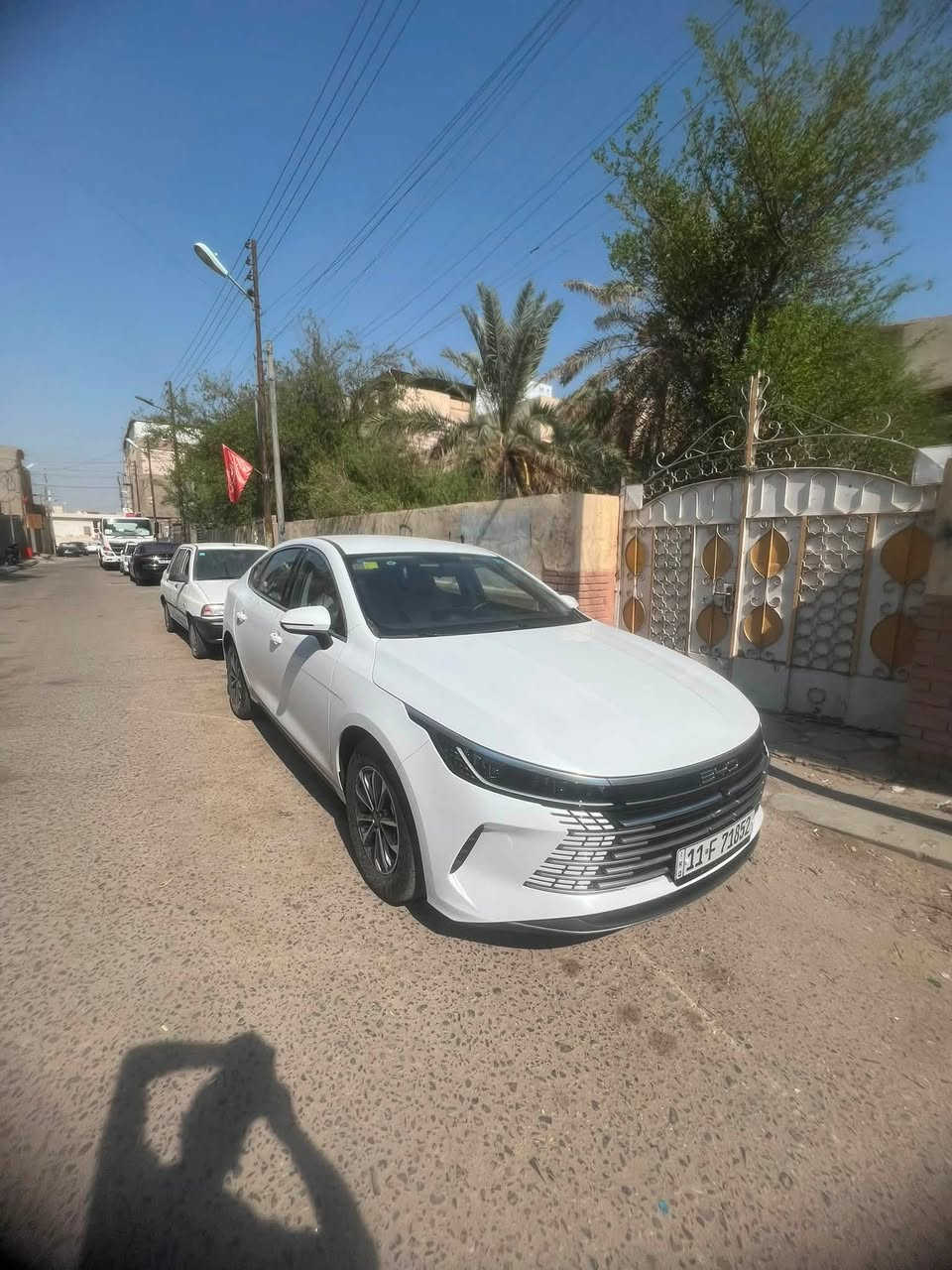 بس واي دي٢٠٢٥  سلام عليكم دسترويرللبيع  رقم بغداد وراعيها بغداد مقترض وكفيل من البيت نفسه سياره كفالهالسعر ١١٤ مرقمه وكامله مكانها البصره للاستفسار *********** اتصال فقط
