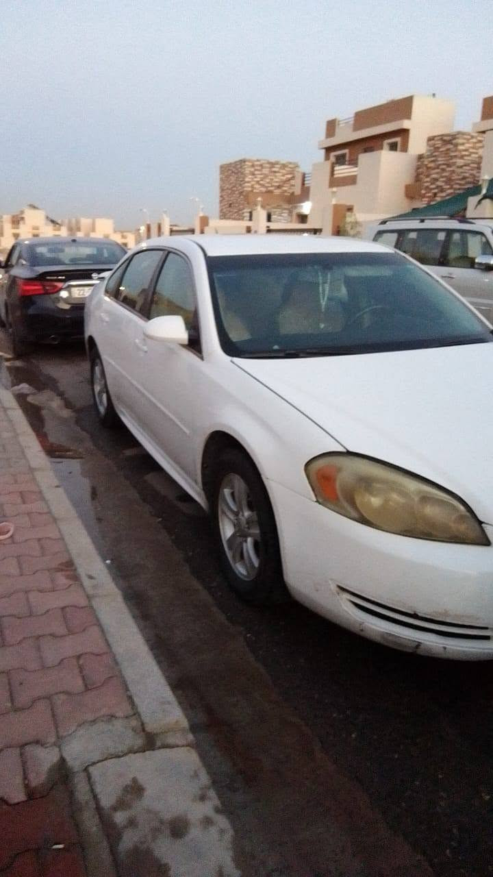 السلام عليكم امباله موديل 2012 صبغ عام جماليه بيها بس چاملغ فقط ومحرك وتخم تاير جديد حداديه بشرط باسمي ثاني يوم تحويل السعر 78 ورقه بيها مجال  وللمعلومه 3600  
الرقم ***********

