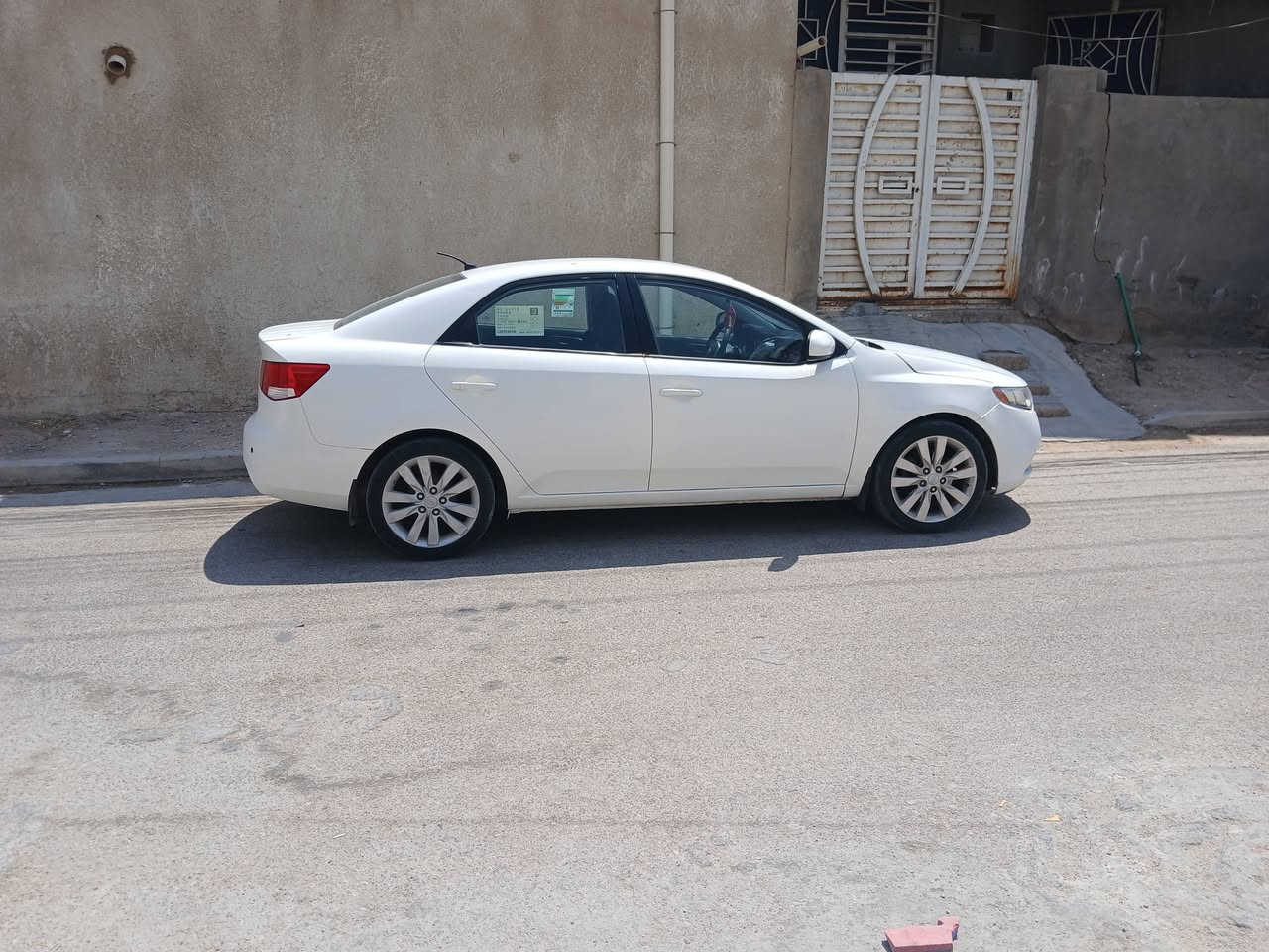 سلام عليكم سيراتو خليجي مديل ٢٠١٢بيه صبغ حزام للجماليه كير محرك تبريد مشروط سعر ٨٣بيهامجال قليل اتصل فقط ***********او*********** مكاني كربلاء قرب مشفى الحجه
