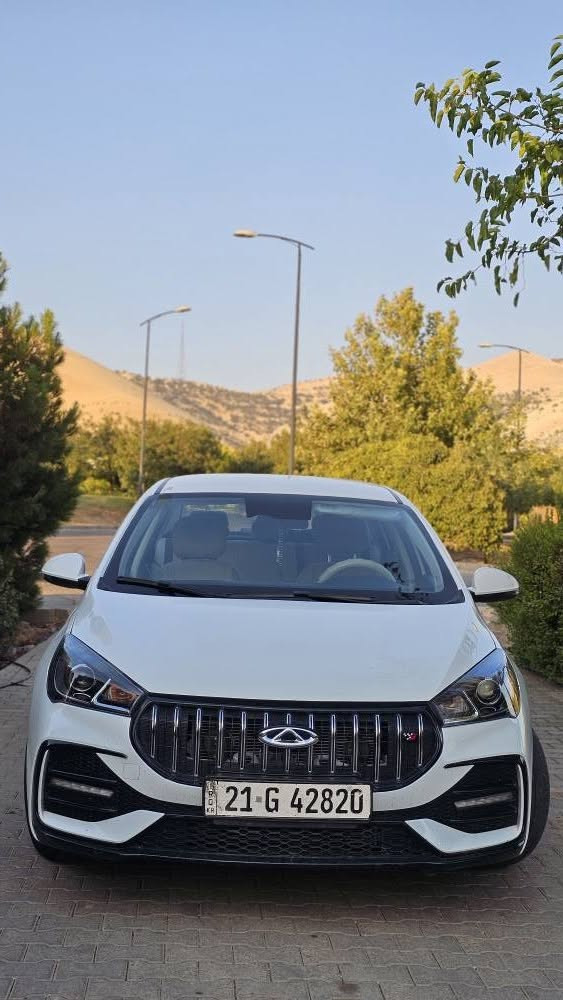 شێری ئەریزۆ مۆدێل ٢٠٢٥ 

زەمانی ٤ ساڵ و ٩ مانگی گێڕ و مەکینەی ماوە
سەیارەکە زۆۆر جوانە ماشاء الله 
سەنەوی و زەمانی بە ناوی خۆمەوەیە
سەنەوی تا ٢٠٣٠ تازەیە
بە سفری خۆم کڕیومە
چاڵ و شوخت و ساردی هیچ نیە
تەقە و ڕەقە و خەلەل هەمووی بە زەمان
بەس بۆنیدی گۆڕاوە بە ڕەش
ئێرباگی تەقیوە
سەیارەکەی چرکەی تیا نیە
٣٣ هەزار ڕۆشتووە

نرخی ٩٠ گەڵا و مامەڵەیەکی کەم

*********** السليمانية, العراق
