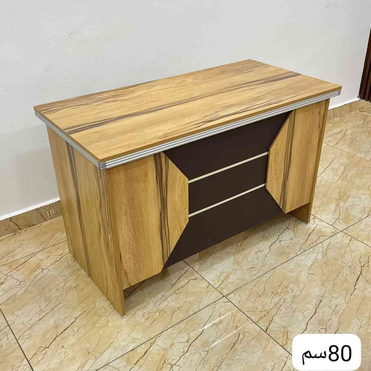٨٠ سم 110 الف
١٠٠ سم 125الف 
١٢٠ سم   140

توصيل داخل بغداد  5 اطراف 10 
جميع  المحافظات 25 الف 🚚

موديل #صيني
بدون شد 🚫
للحجز والاستفسار يرجى مراسلتنا على خاص او عبر رقم الواتساب  ***********

نص مكتوب في الصور:
- 140 سم
- M12 80cm
- 80 سم
- 100 سم
- ميز مكتب Al Qasim Furniture FOLLOW US M080-A
- ميز مكتب Al Qasim Furniture M080-B FOLLOW US