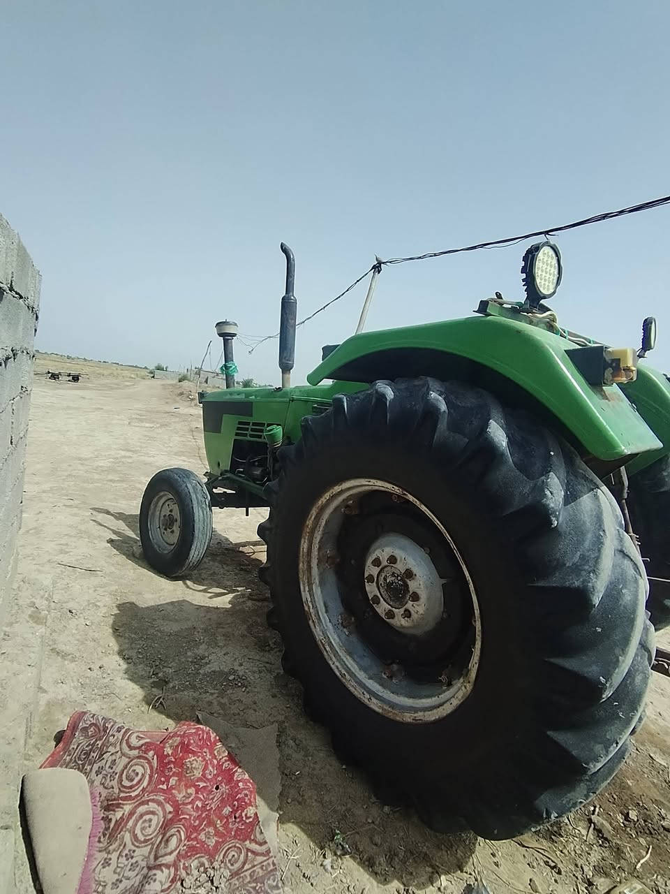 سلام عليكم مكينه سيرتي البيع مديل 2000 جهزه هيه وفدانه ودسك  اي نقص بابيه  سعر نتصل  *********** و ***********
