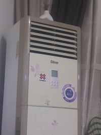 سبلت كنتوري ٣طن السعر ٦٥٠ وبيه مجال  مكاني بغداد  07731178589