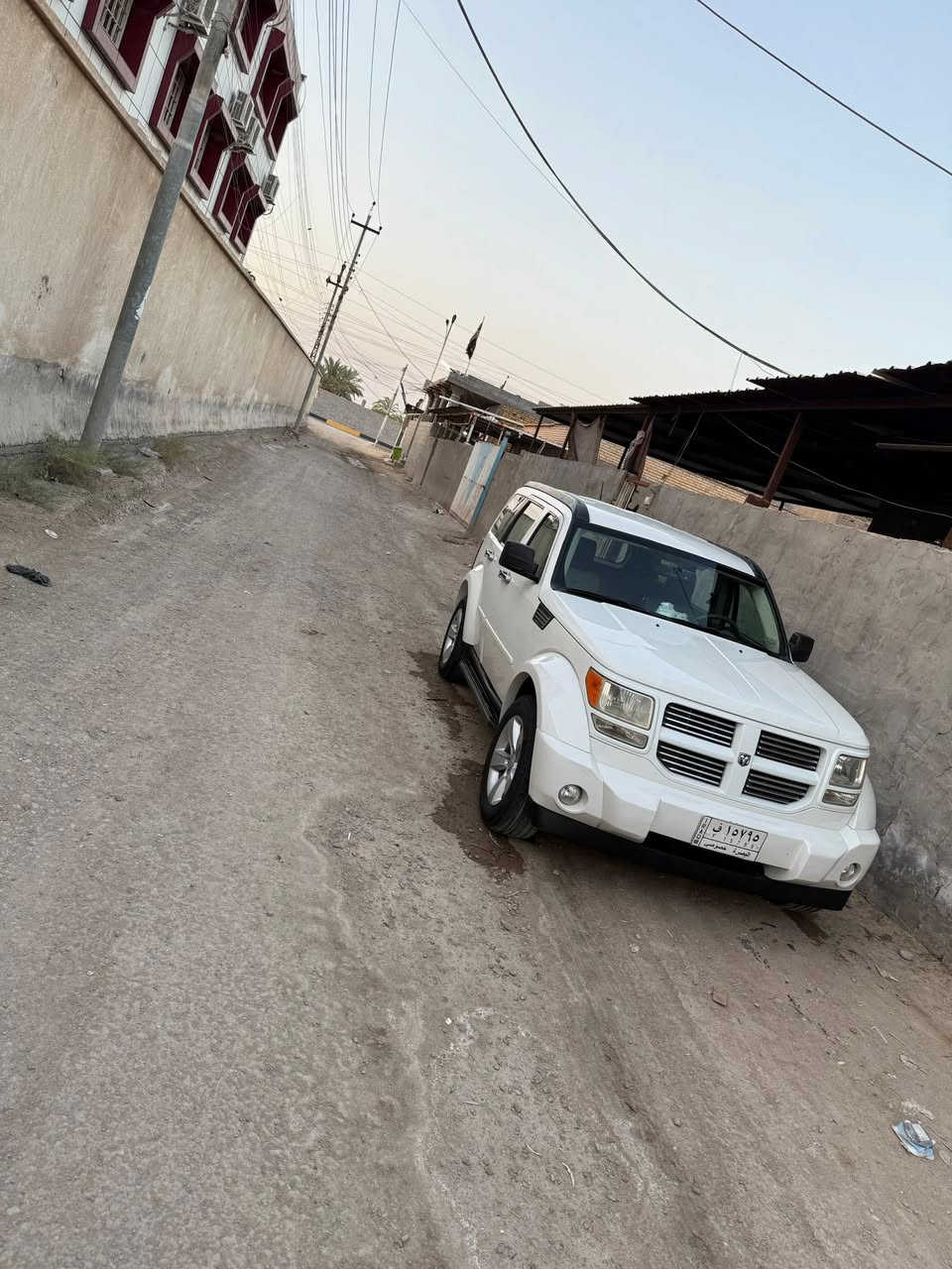 السلام عليكم للبيع  جيب   نيترو مديل 2007 رقم بصره تحويل مباشر كفاله كير محرك تبريد سياره جاهزه كل نقص مابيها تبريد ثلج كفاله حته من الضربه السعر 90العنوان البصره القرنه للستفسار ***********
