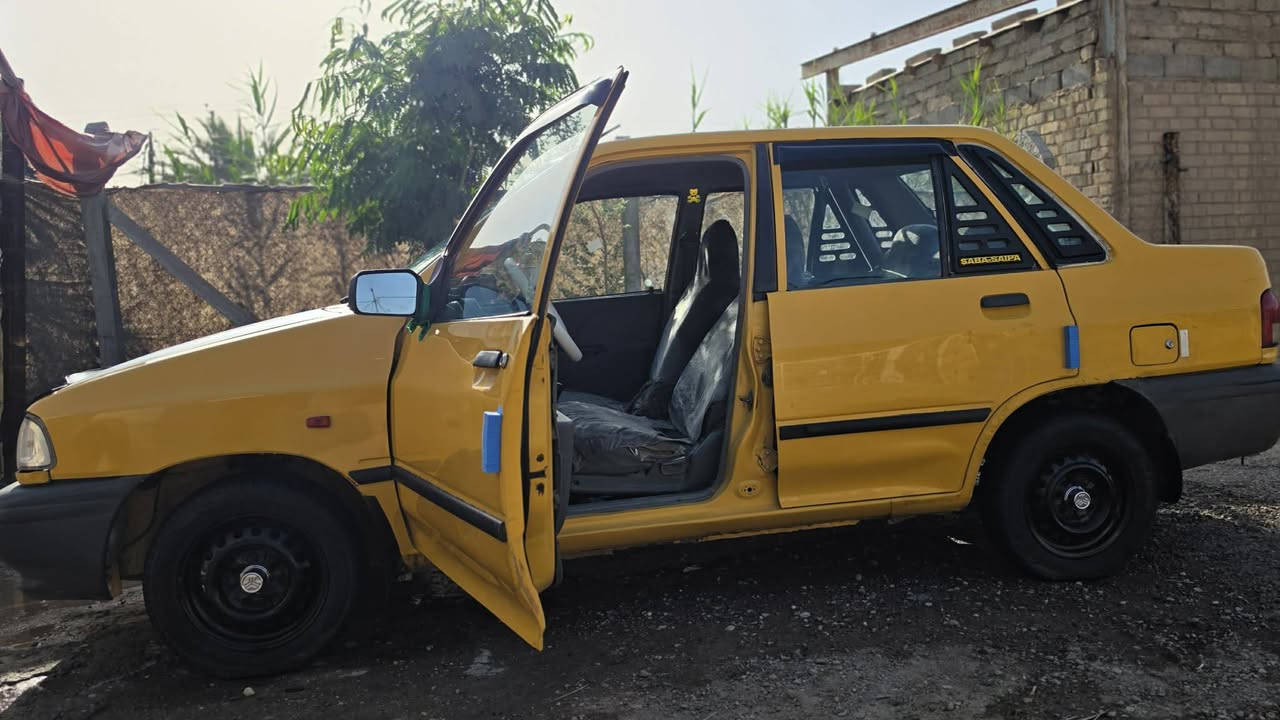 السلام عليكم سياره سايبه للبيع موديل 12رقم انكليزي هيئه غرمات مصفره  سنويه لل27 طابه هزه وكامله مكمله شواصي كير مكينه مكفولات السعر 25 العنوان طريق حله نجف يم جامعه بابل ***********
