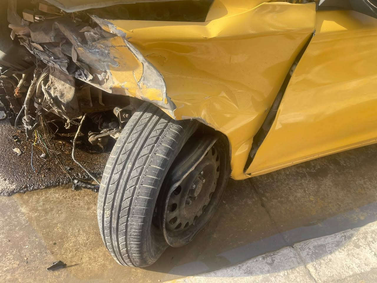 السلام عليكم 
سيارة النترا للبيع موديل 16 ابيعها على حادثها صور الحادث موجود السعر 57 ورقة  تفاصيل أكثر  الإتصال على الرقم 
*********** بغداد الغزالية

