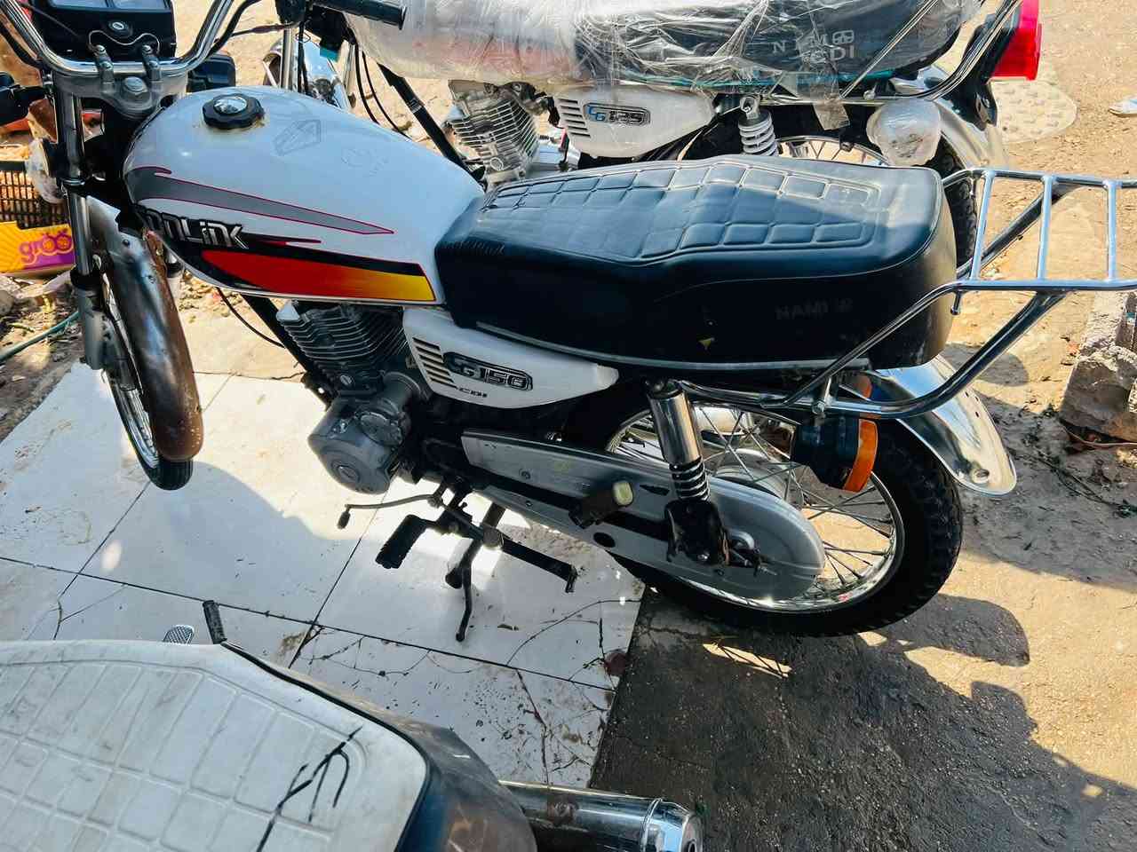 ‏سلام عليكم دراجات للبيع استفسار عن هذا الرقم مكان كربلاء عون***********
