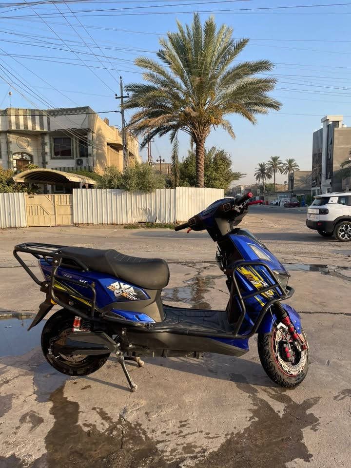 السلام عليكم دراجه شحن للبيع ماتركس حجم كبير جي تي من معرض حسن وحسين
1-بطاريات جديد 
2-لايتات عالي ناصي نشرات
3-اربع نمر سريعه 
ملاحضه  يحتاجلهه عقل فقط 
السعر490
المكان بغداد
الرقم للتواصل***********
