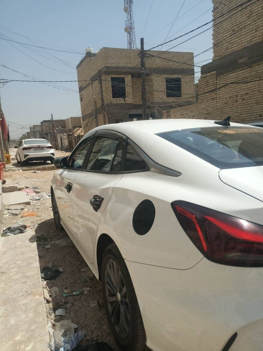Mg5  كفالة 
عامة السيارة ماشية 5200
رقم للتواصل ***********
موديل 2025
ترهم مراوس اب نيسان صني النجف, العراق
