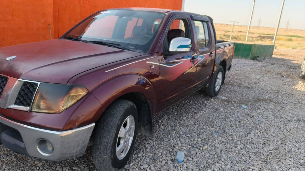 نيفاره موديل 2009 رقم اربيل  صبغ بجامرلوغ الخلفي مكان خانقين سعر 65 وبيه مجال رقم تلفون *********** خناقين, ديالى

